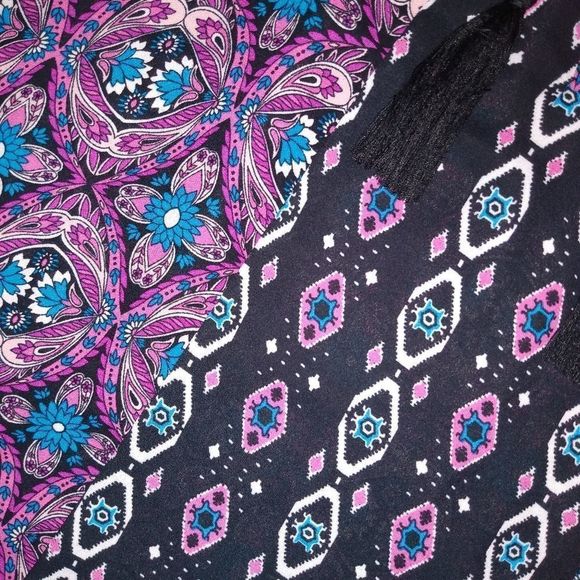 Pink Rose Black Fuchsia Tribal Tile Halter Tank - Picture 10 of 10